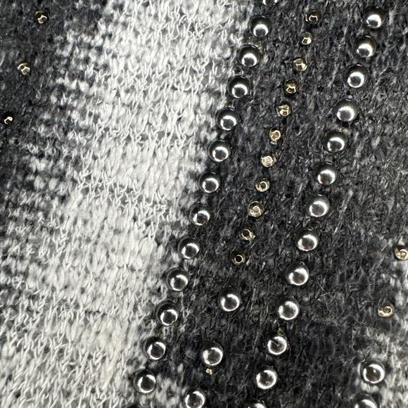 Vocal USA Shirt Large Y2K Embellished Knit Tank Top White Black Gray Side Splits - Picture 3 of 9